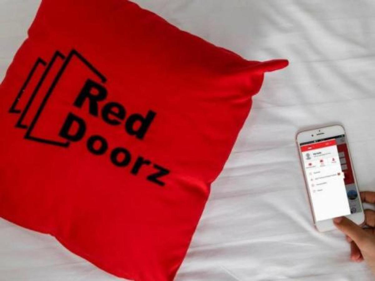 Reddoorz Plus Near Jalan Baru Bogor Hotell Eksteriør bilde